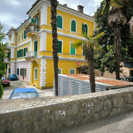 Apartment Matea Opatija Bagian luar foto