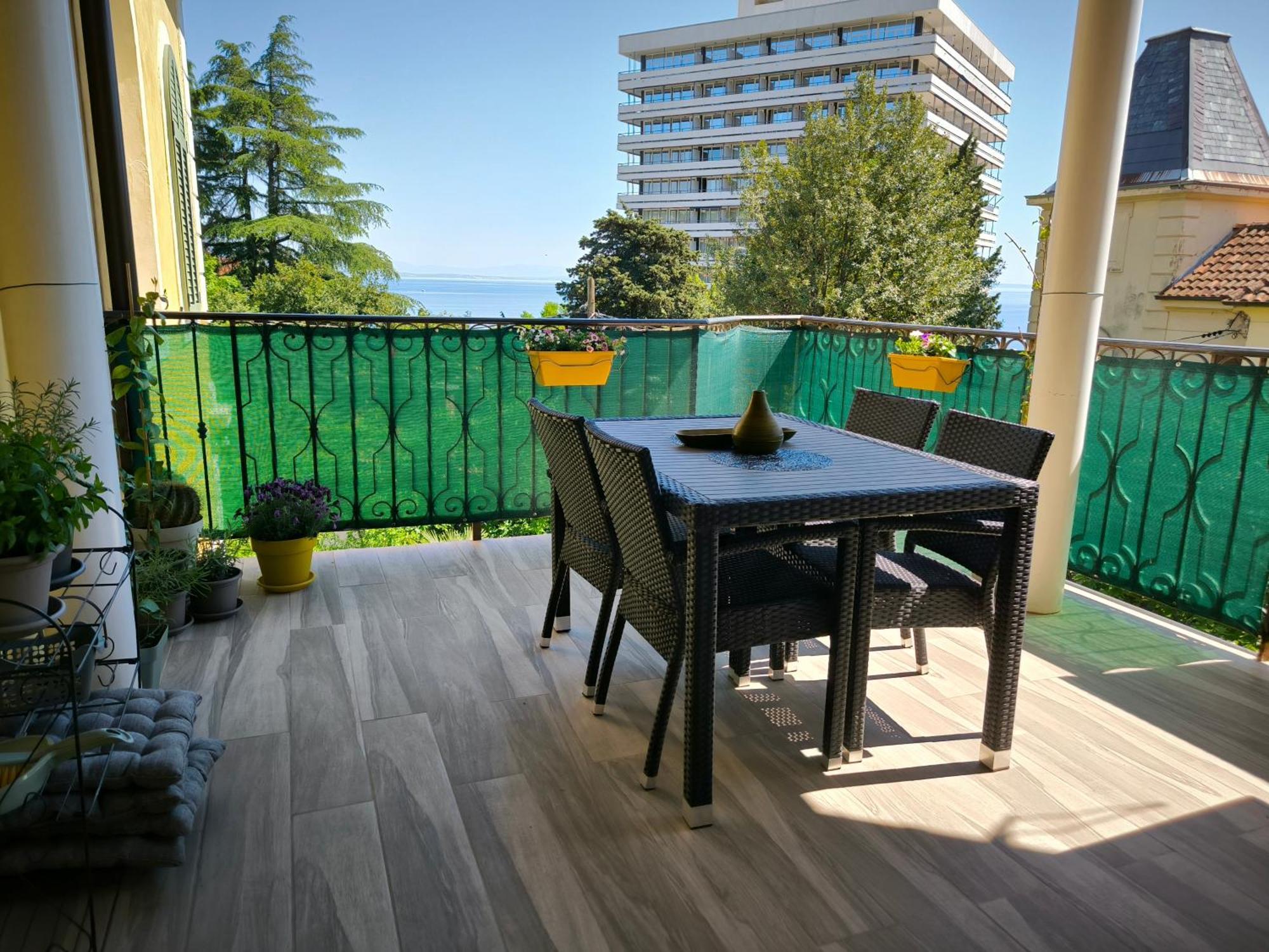 Apartment Matea Opatija Bagian luar foto